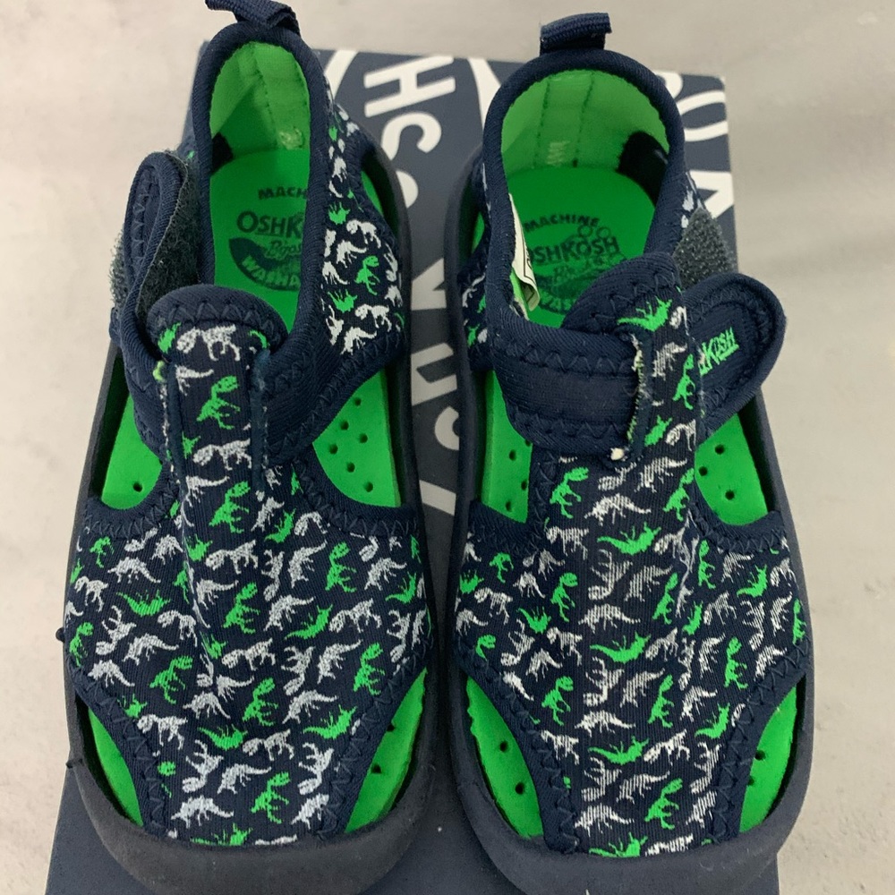 Toddler water shoes